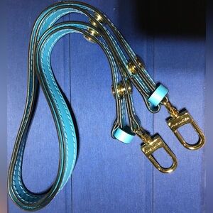 LOUIS VUITTON ADJUSTABLE LEATHER  STRAP GOLD HARDWARE BEAUTIFUL BLUE NEW